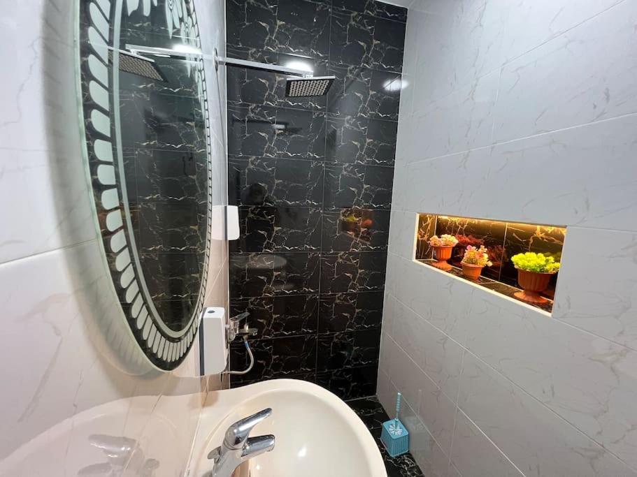 Luxury Apartment Downtown Каїр Екстер'єр фото